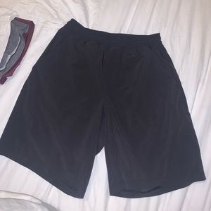 Lululemon pace breaker shorts